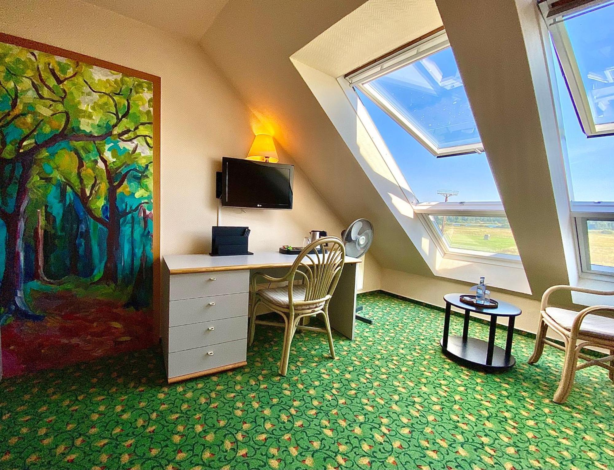 Hotel Am Mueritz-Nationalpark Waren  Ruang foto