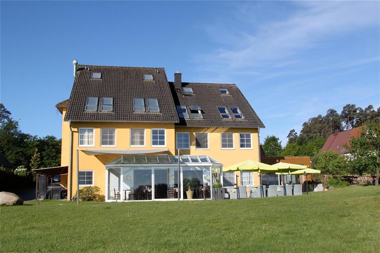 Hotel Am Mueritz-Nationalpark Waren  Bagian luar foto